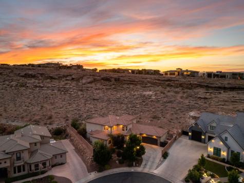 1752 S 2760 Circle E St. George UT 84790