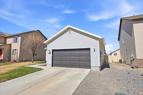 2341 E Summit Way Eagle Mountain UT 84005