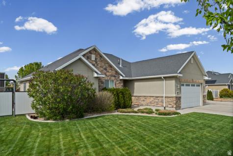 1587 E Smithfield Drive Eagle Mountain UT 84005
