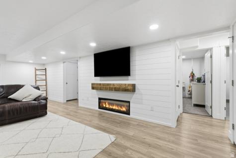1587 E Smithfield Drive Eagle Mountain UT 84005