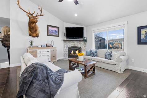 1587 E Smithfield Drive Eagle Mountain UT 84005