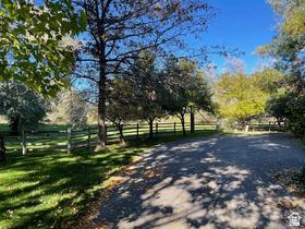187 N Waterhole Way E Grantsville UT 84029