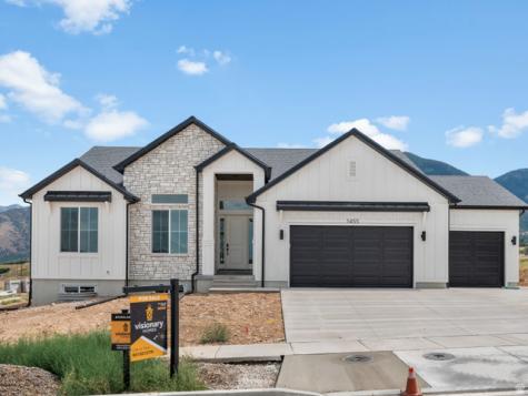 613 S 175 E Hyde Park UT 84318