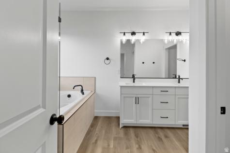 613 S 175 E Hyde Park UT 84318