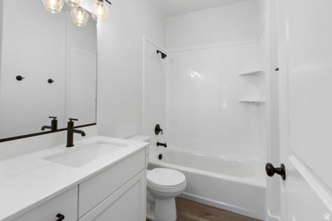 613 S 175 E Hyde Park UT 84318
