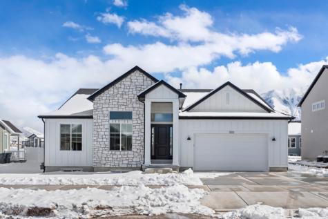 613 S 175 E Hyde Park UT 84318