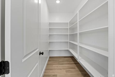 613 S 175 E Hyde Park UT 84318