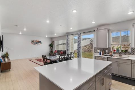 2613 N Snowberry Drive Saratoga Springs UT 84045