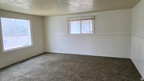 208 S 400 W Richfield UT 84701