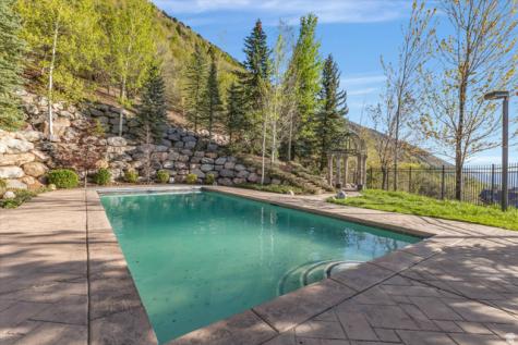 3222 E Eagle View Circle Sandy UT 84092