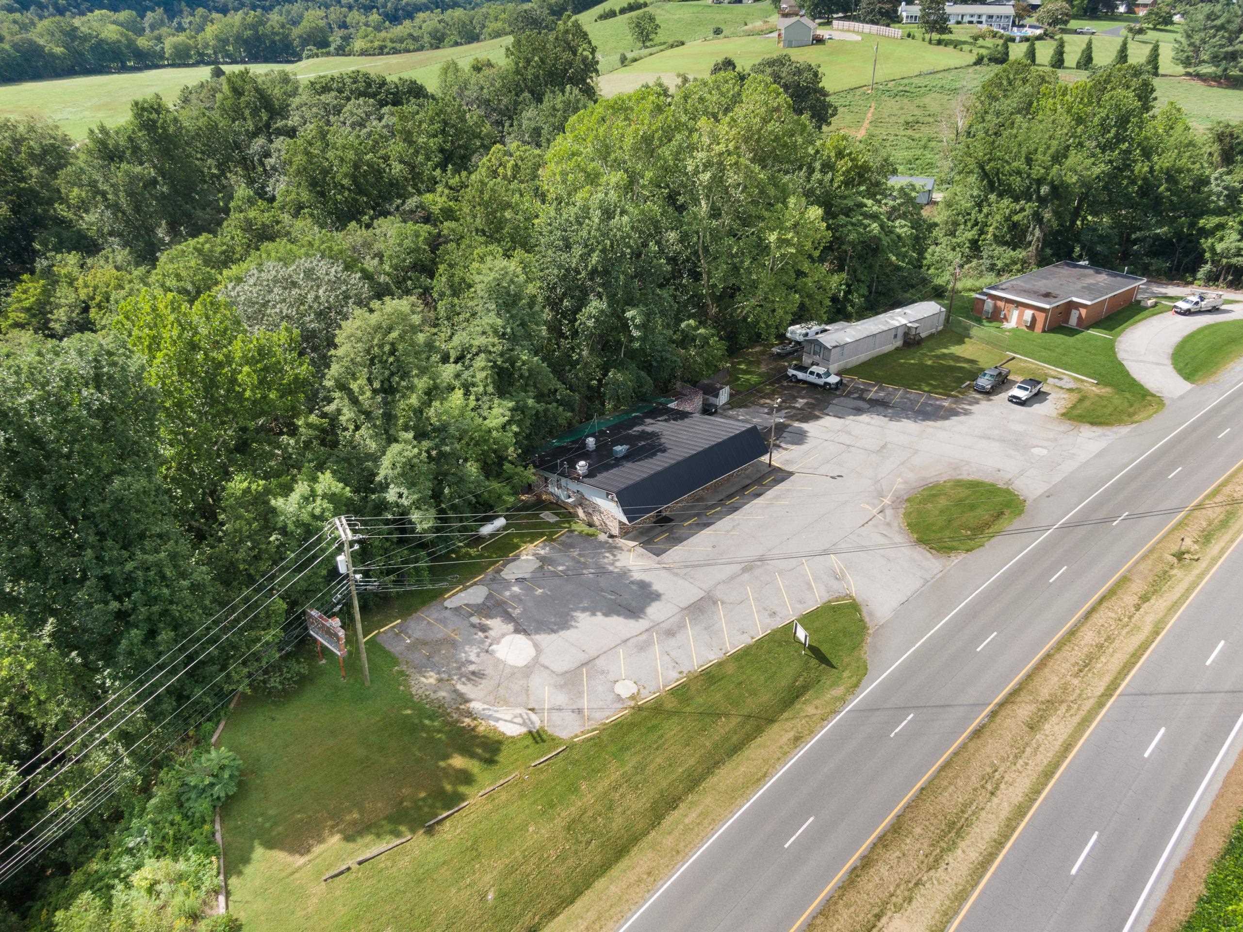 7643 Roanoke Road Shawsville VA 24162