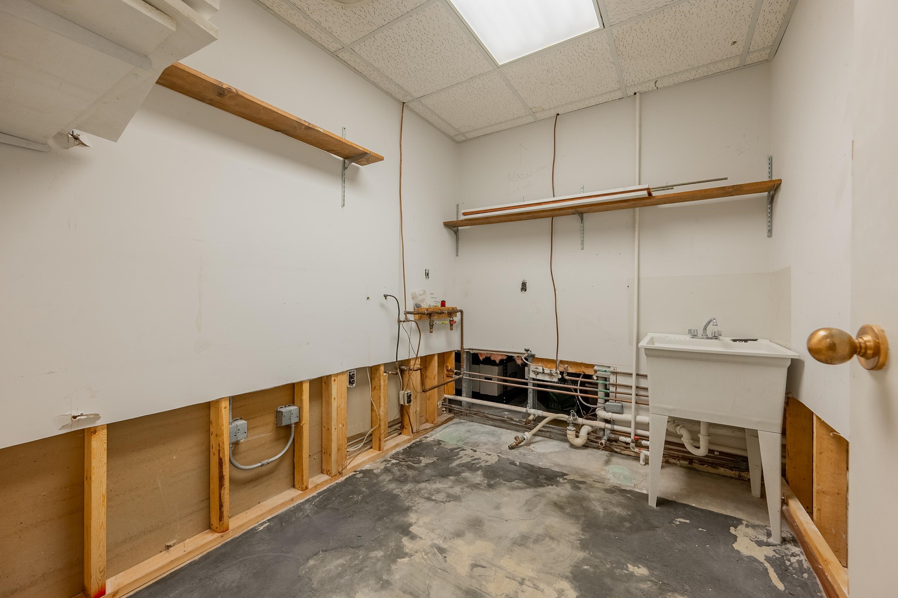 65 E Main Street Pulaski VA 24301