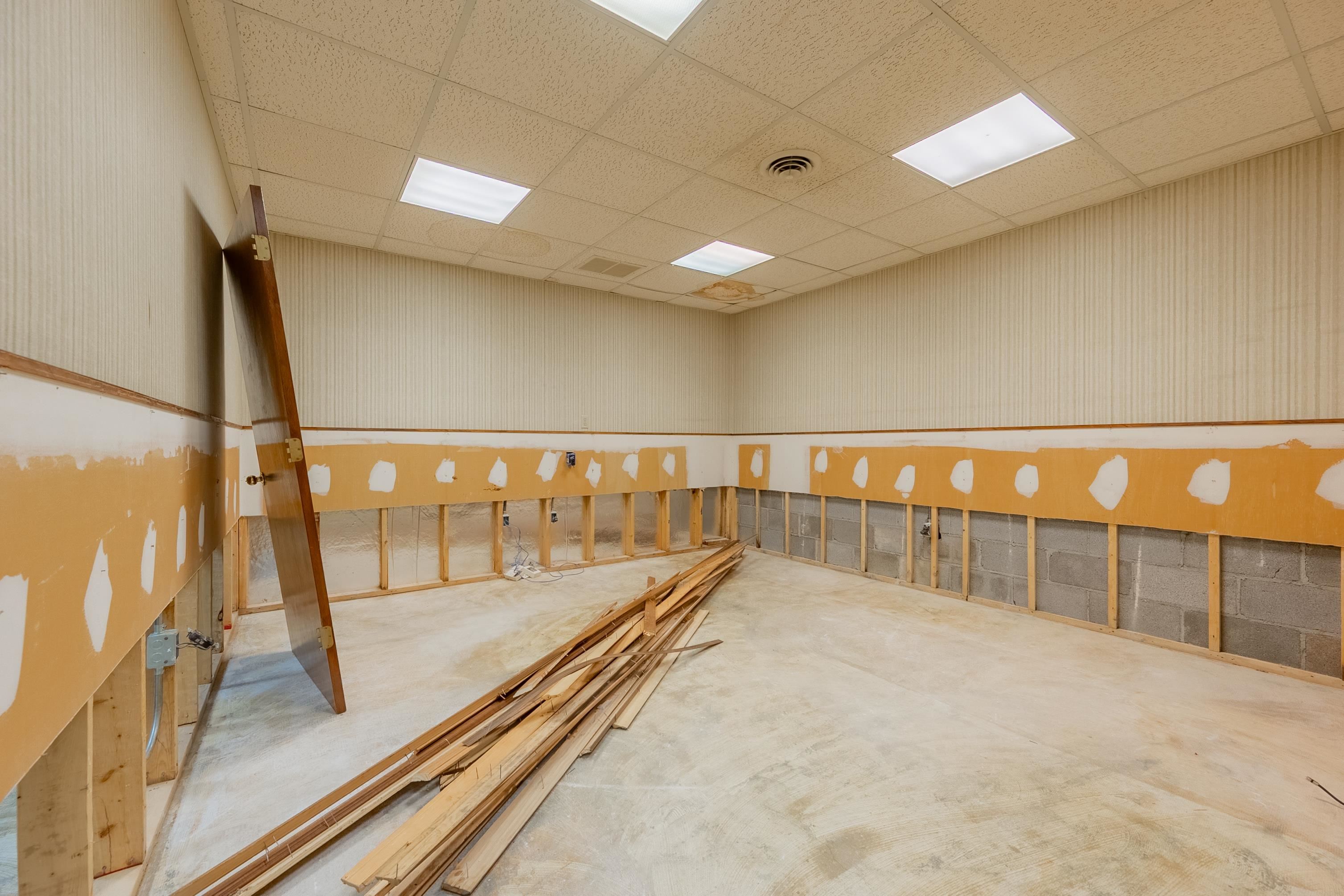 65 E Main Street Pulaski VA 24301