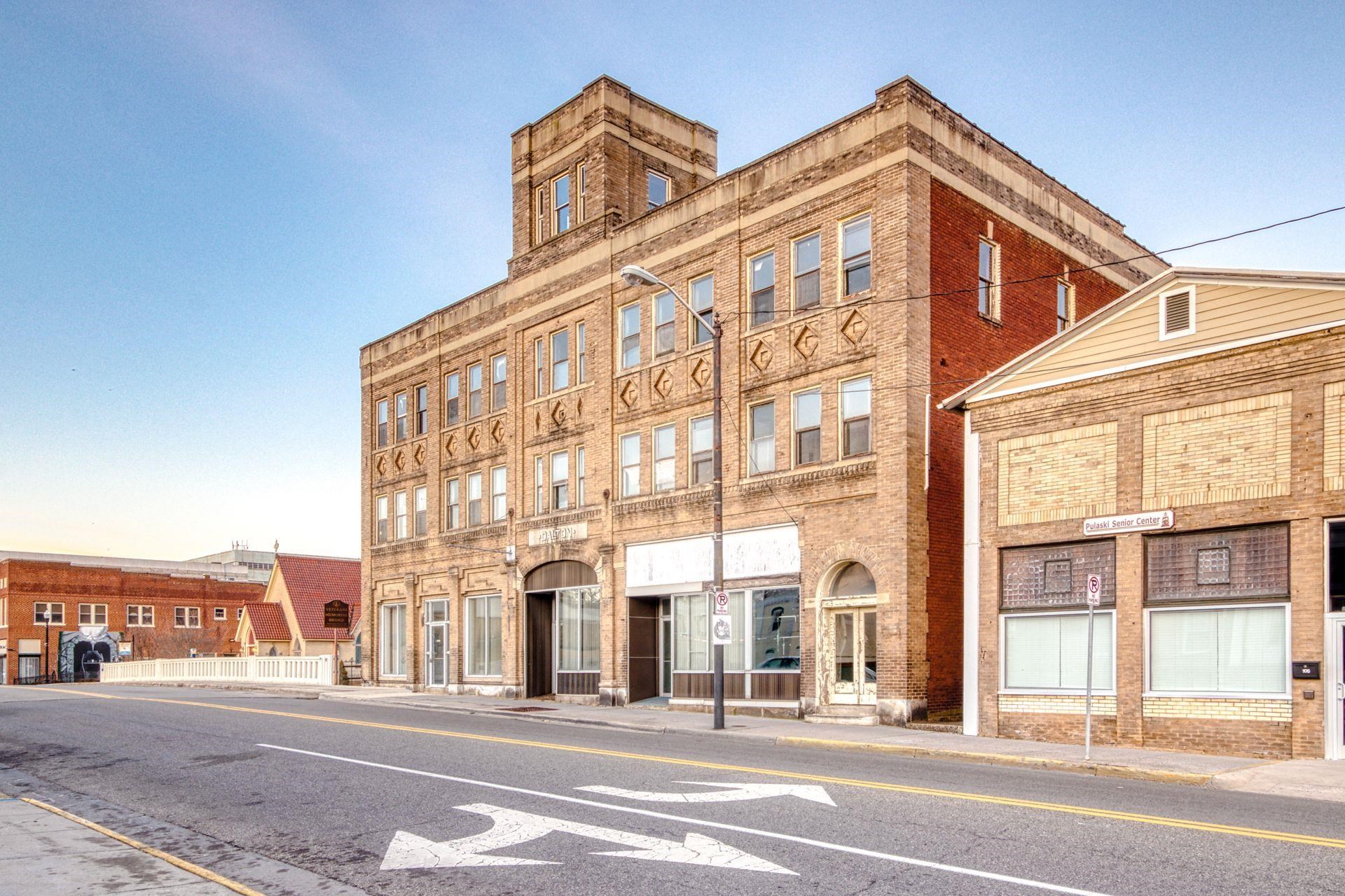 110 N Washington Avenue Pulaski VA 24301