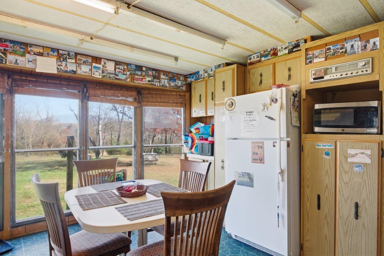 204 Douglas Lane Pearisburg VA 24134