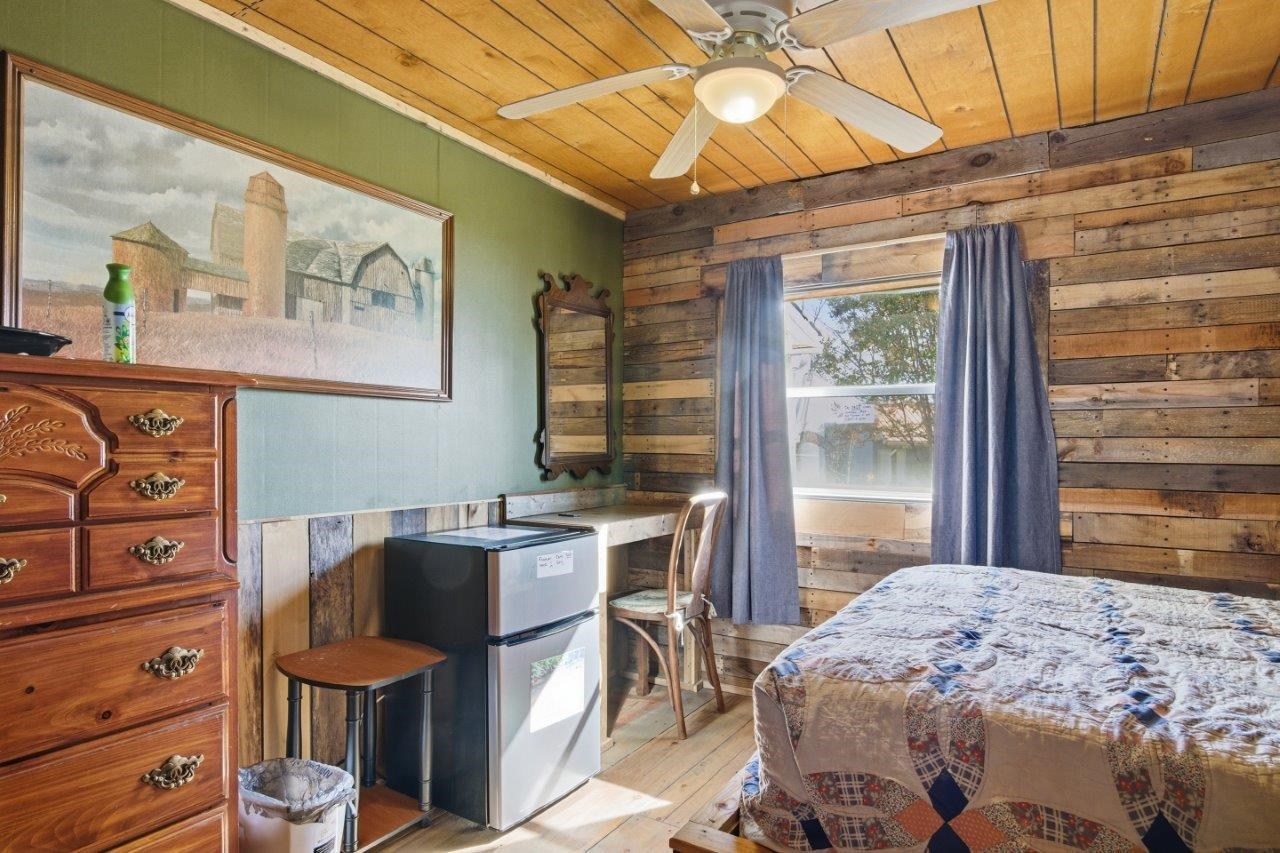 204 Douglas Lane Pearisburg VA 24134