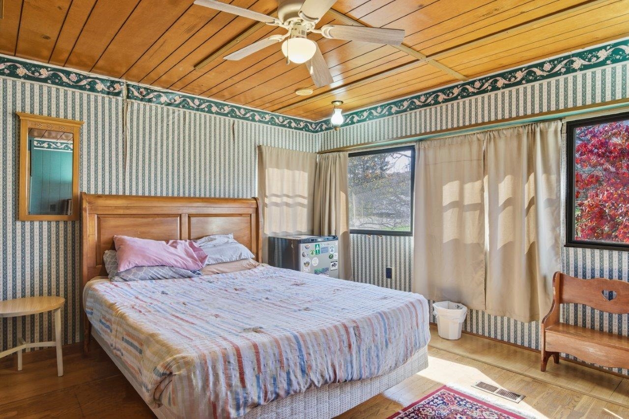 204 Douglas Lane Pearisburg VA 24134