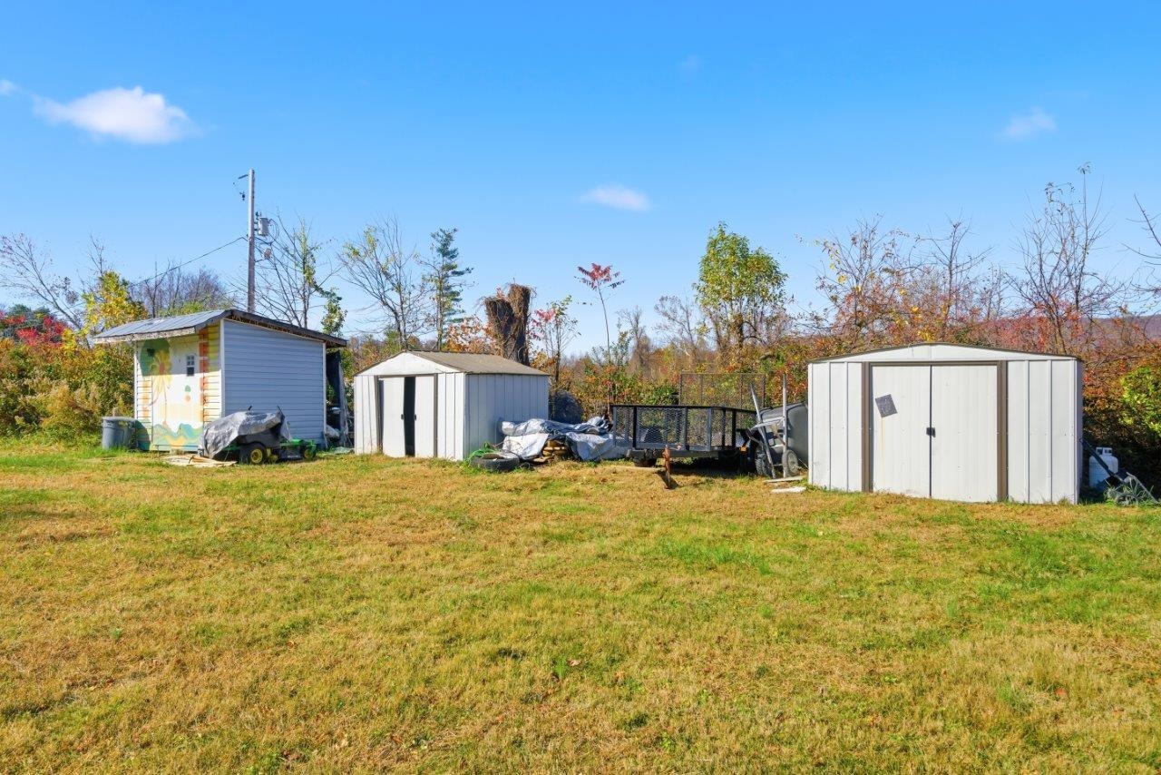 204 Douglas Lane Pearisburg VA 24134