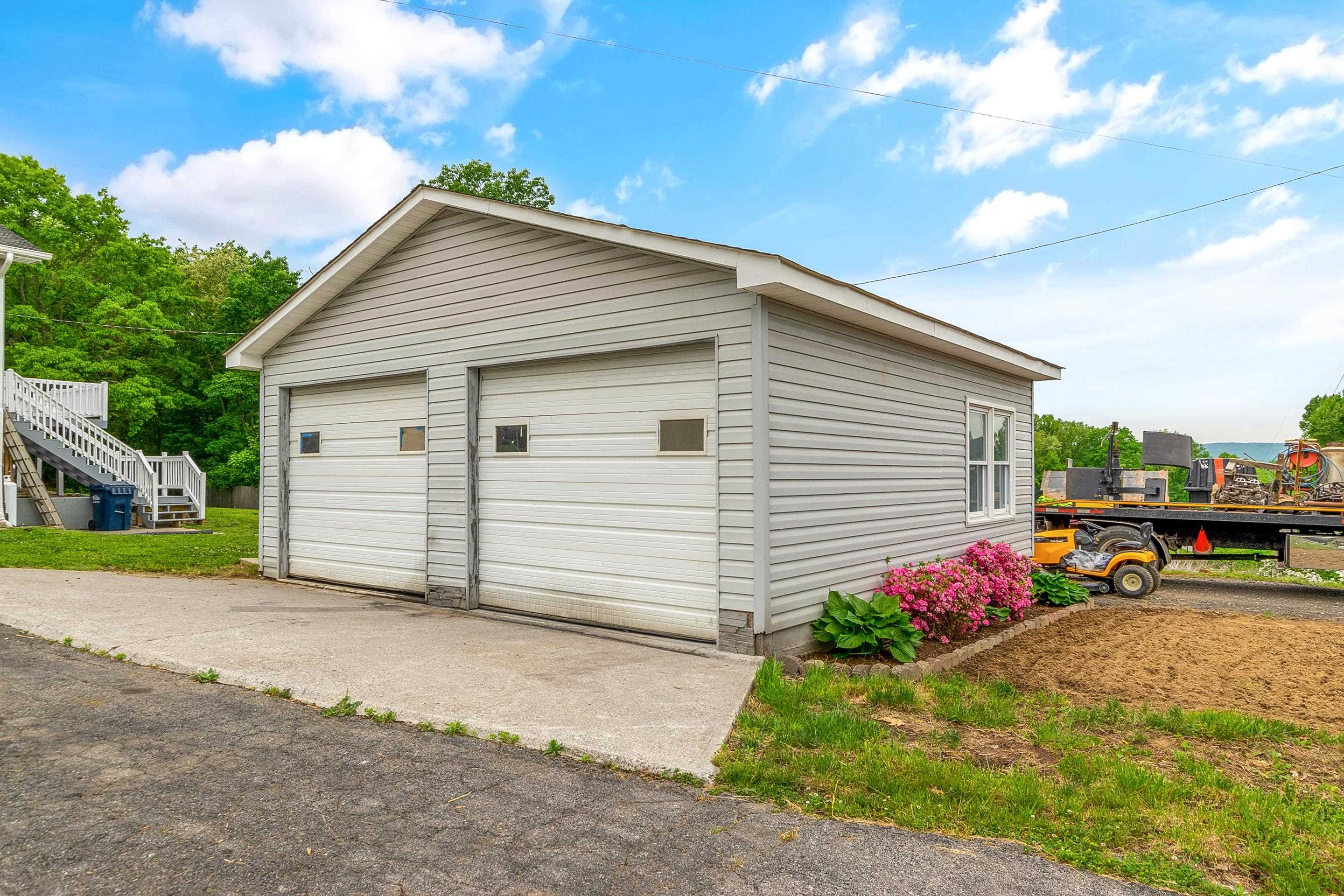 907 Magnolia Lane Christiansburg VA 24073