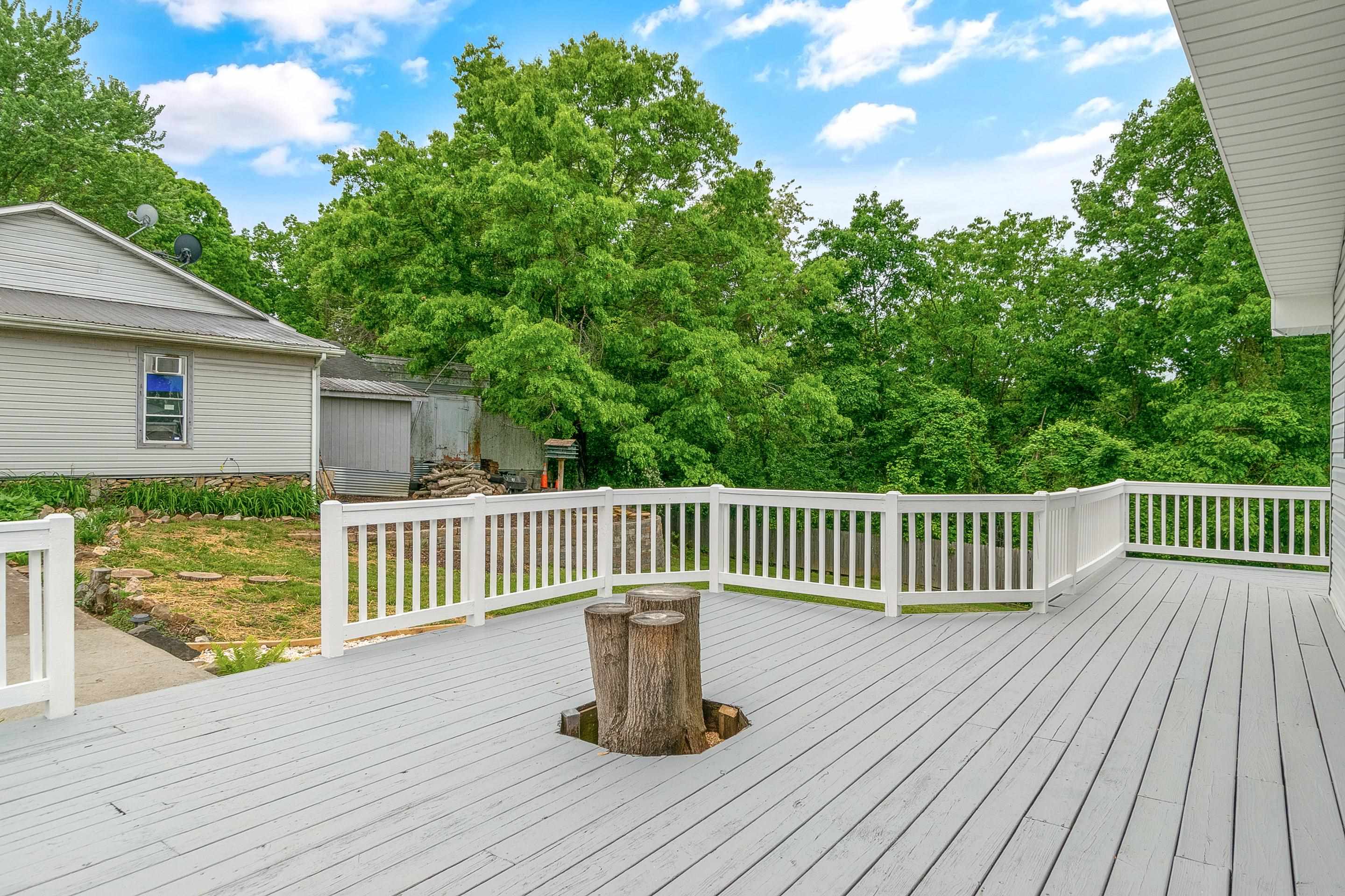 907 Magnolia Lane Christiansburg VA 24073
