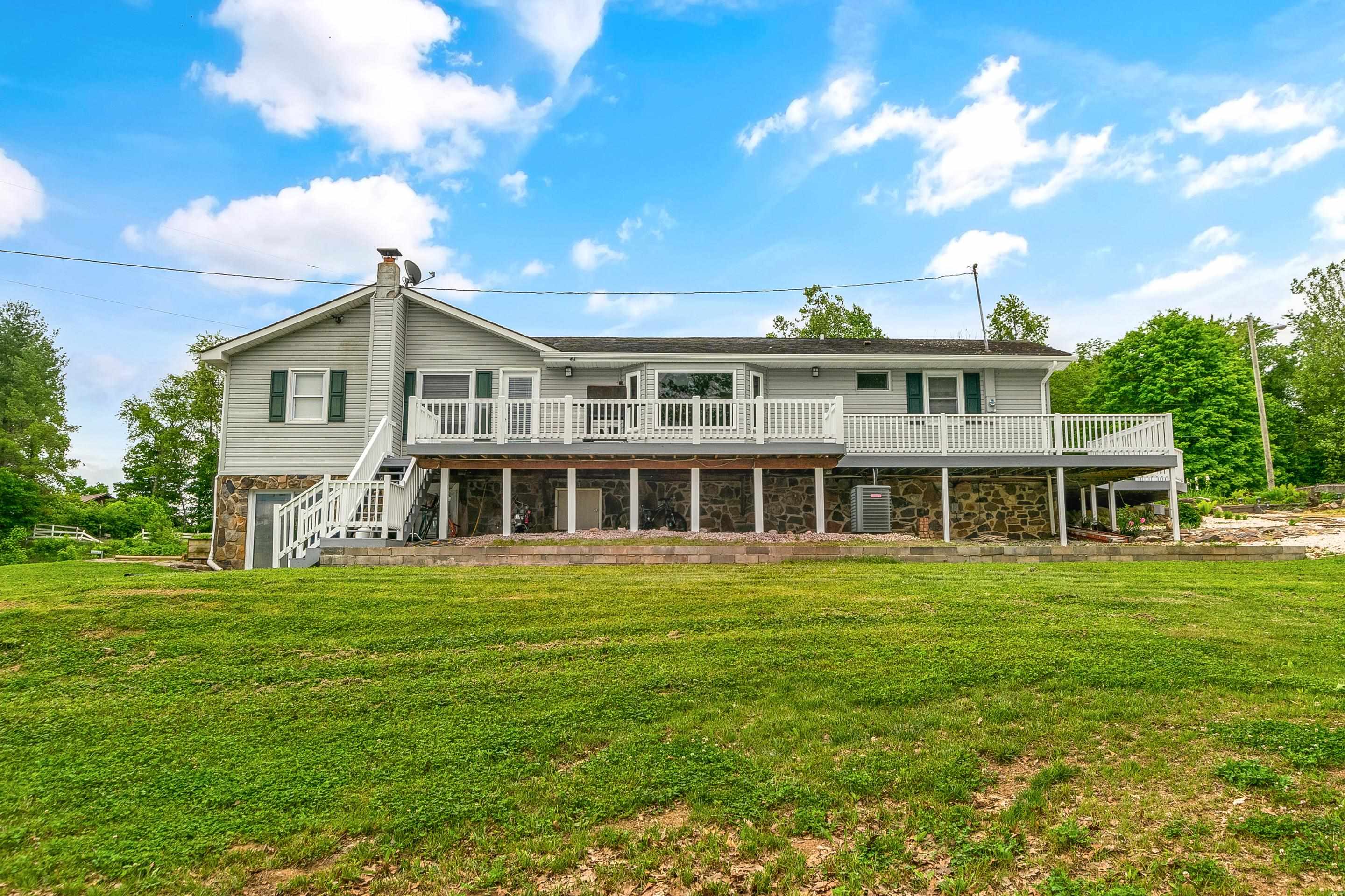 907 Magnolia Lane Christiansburg VA 24073
