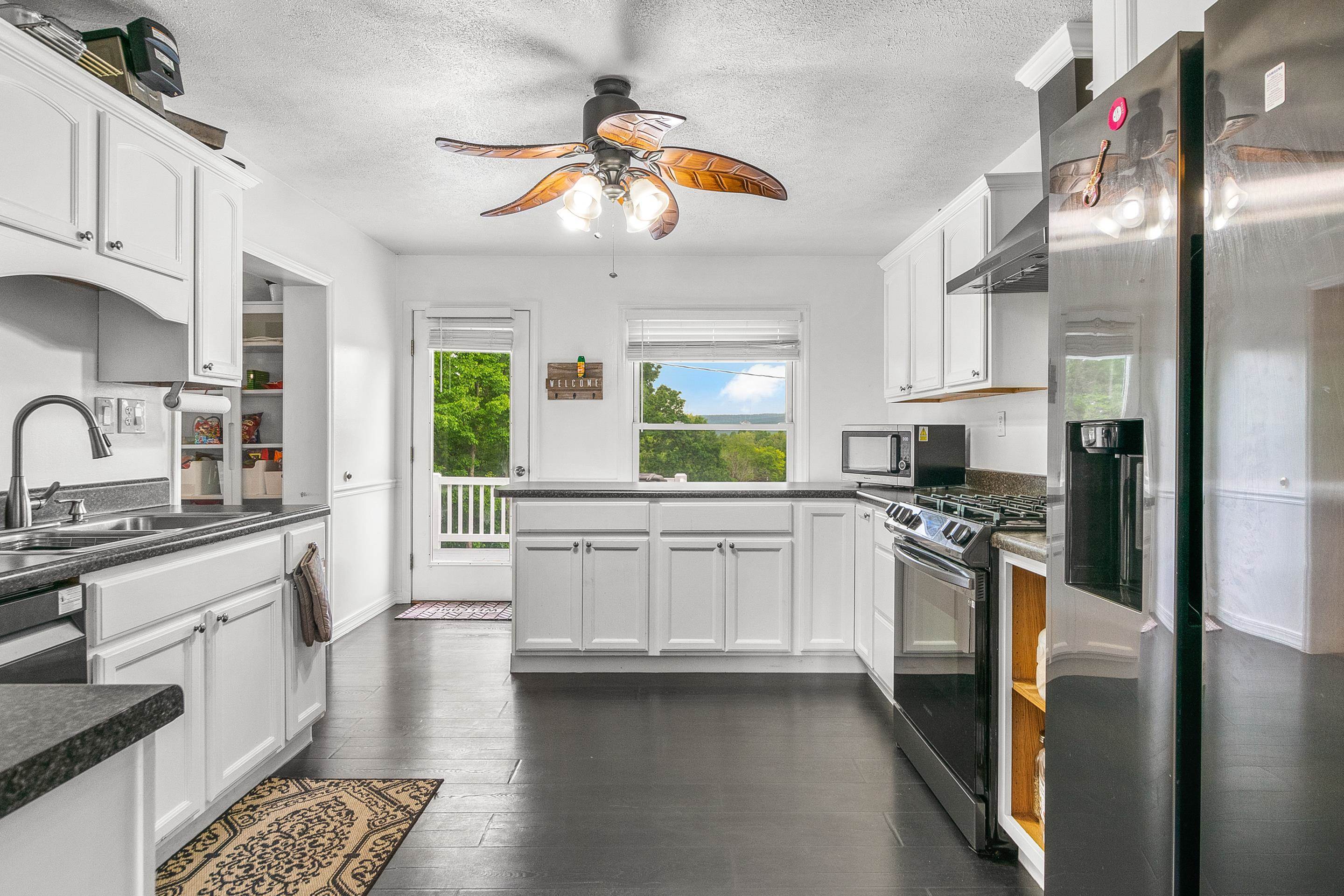907 Magnolia Lane Christiansburg VA 24073
