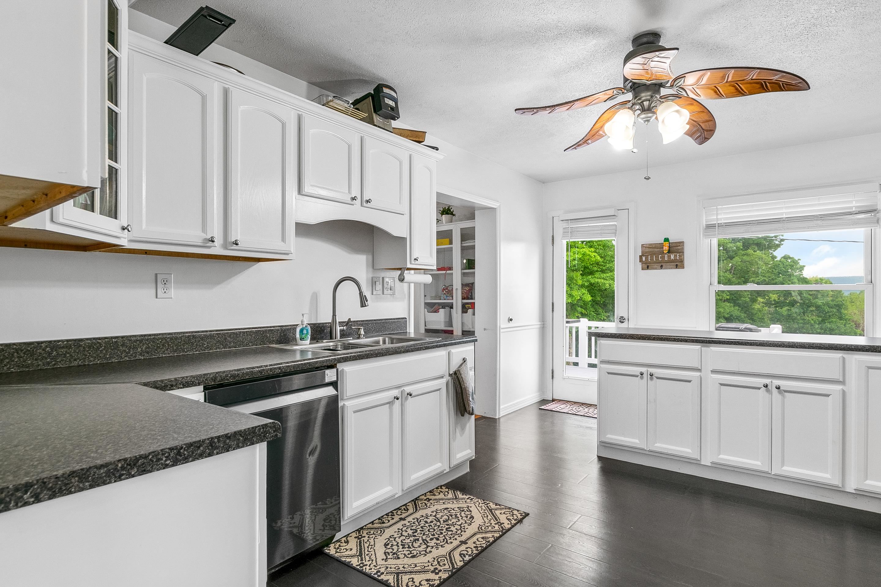 907 Magnolia Lane Christiansburg VA 24073