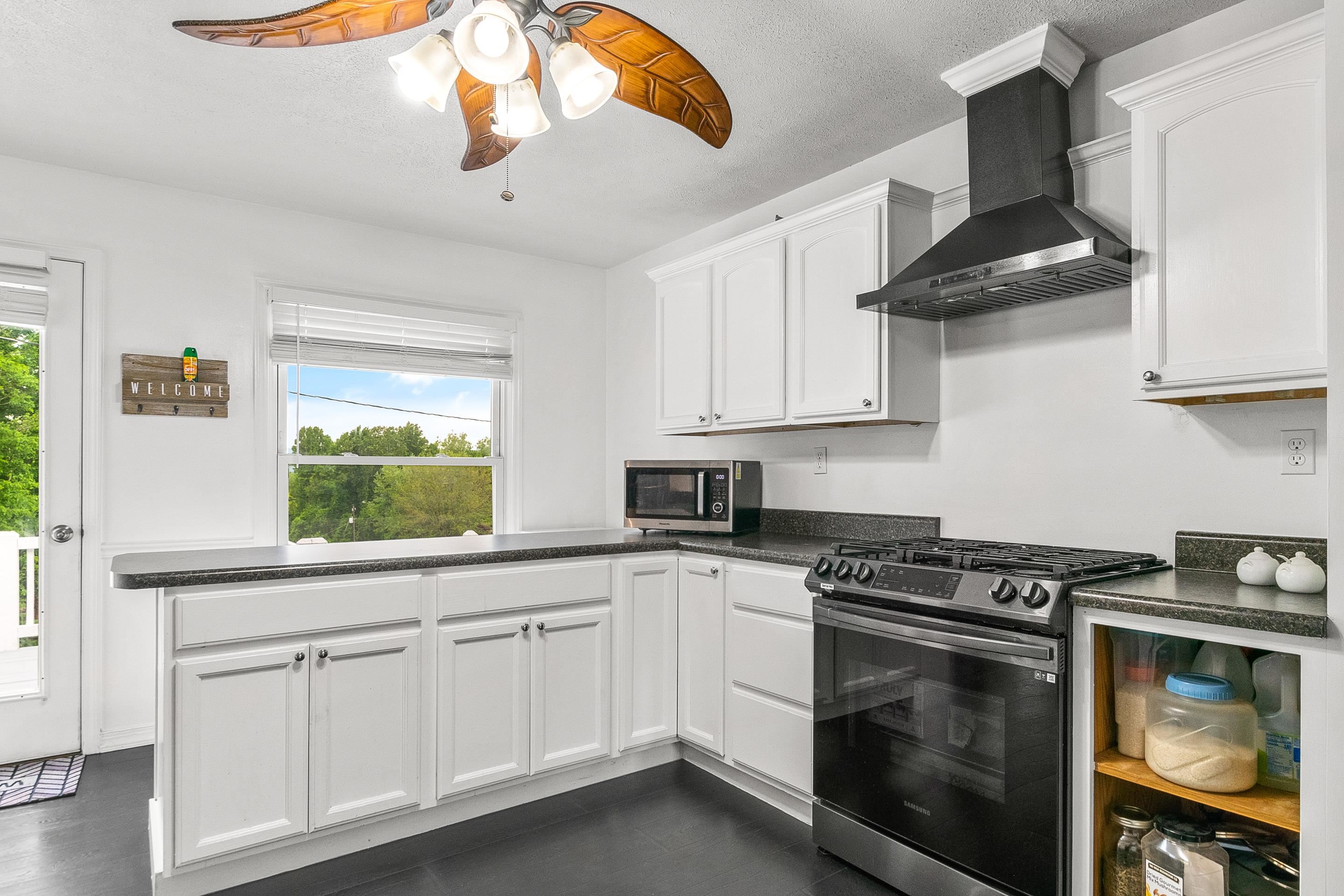 907 Magnolia Lane Christiansburg VA 24073