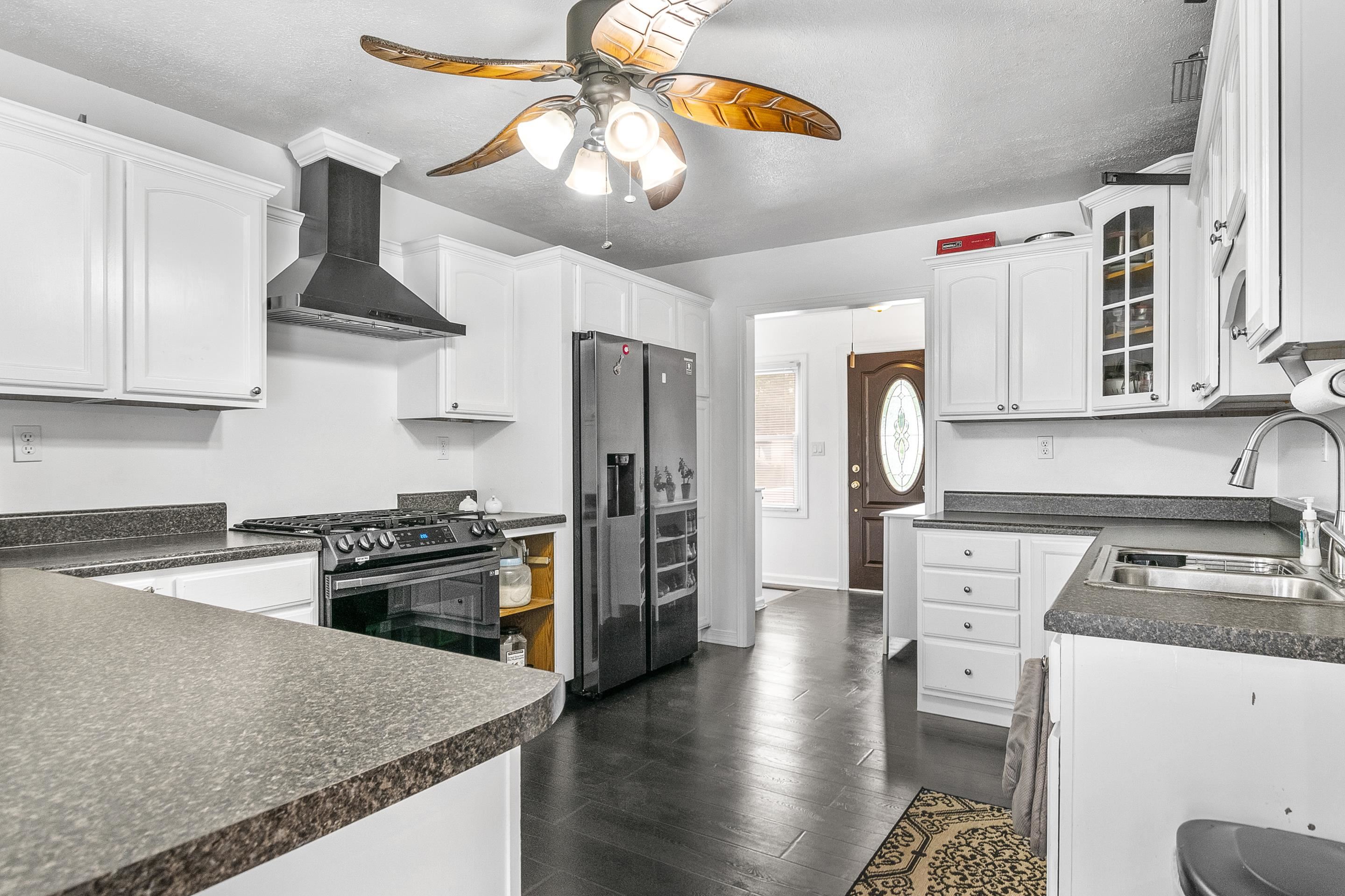 907 Magnolia Lane Christiansburg VA 24073