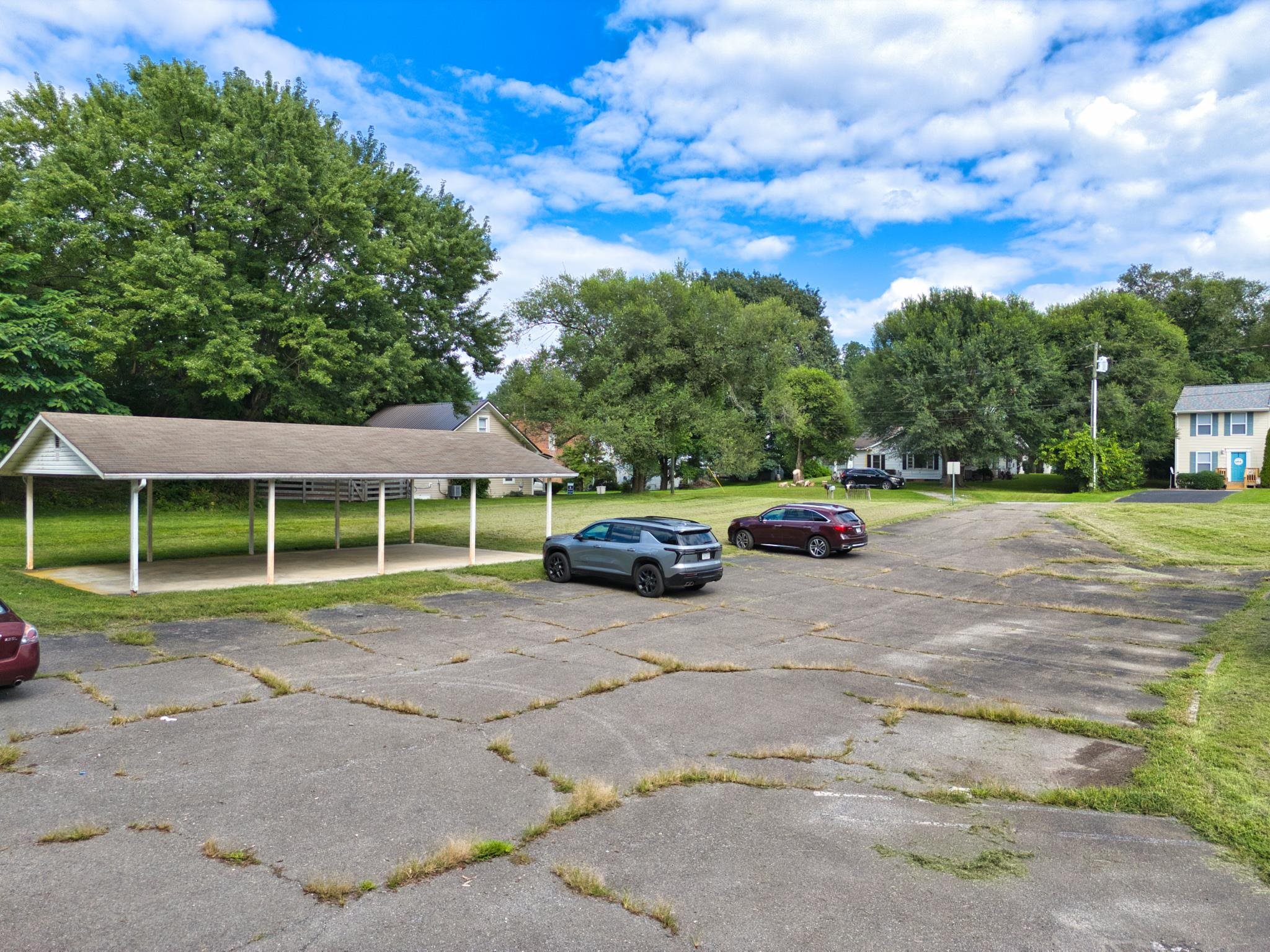 1219 Second Street Radford VA 24141