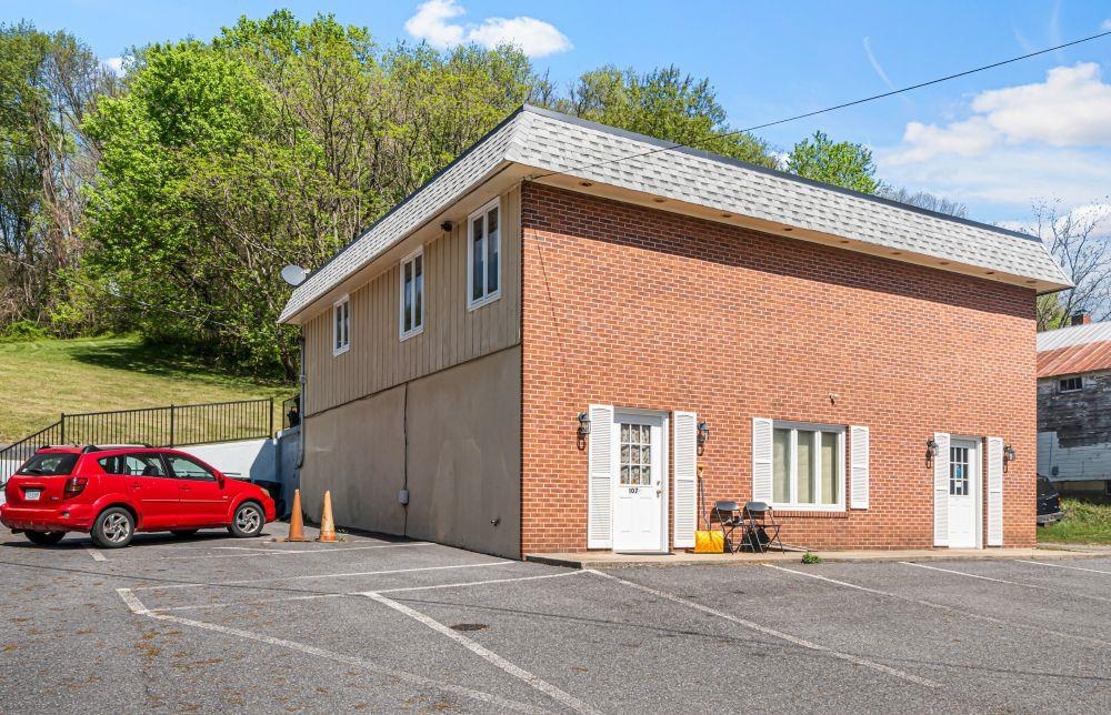107 Eagle Drive Pearisburg VA 24134