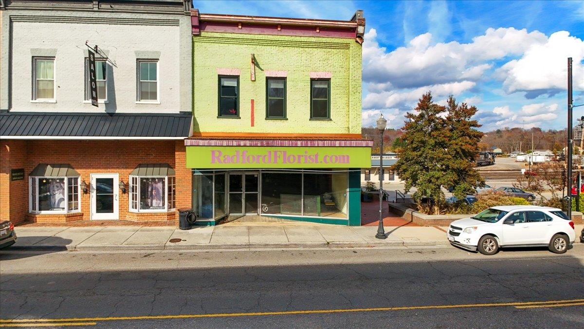 1120 E Main Street Radford VA 24141