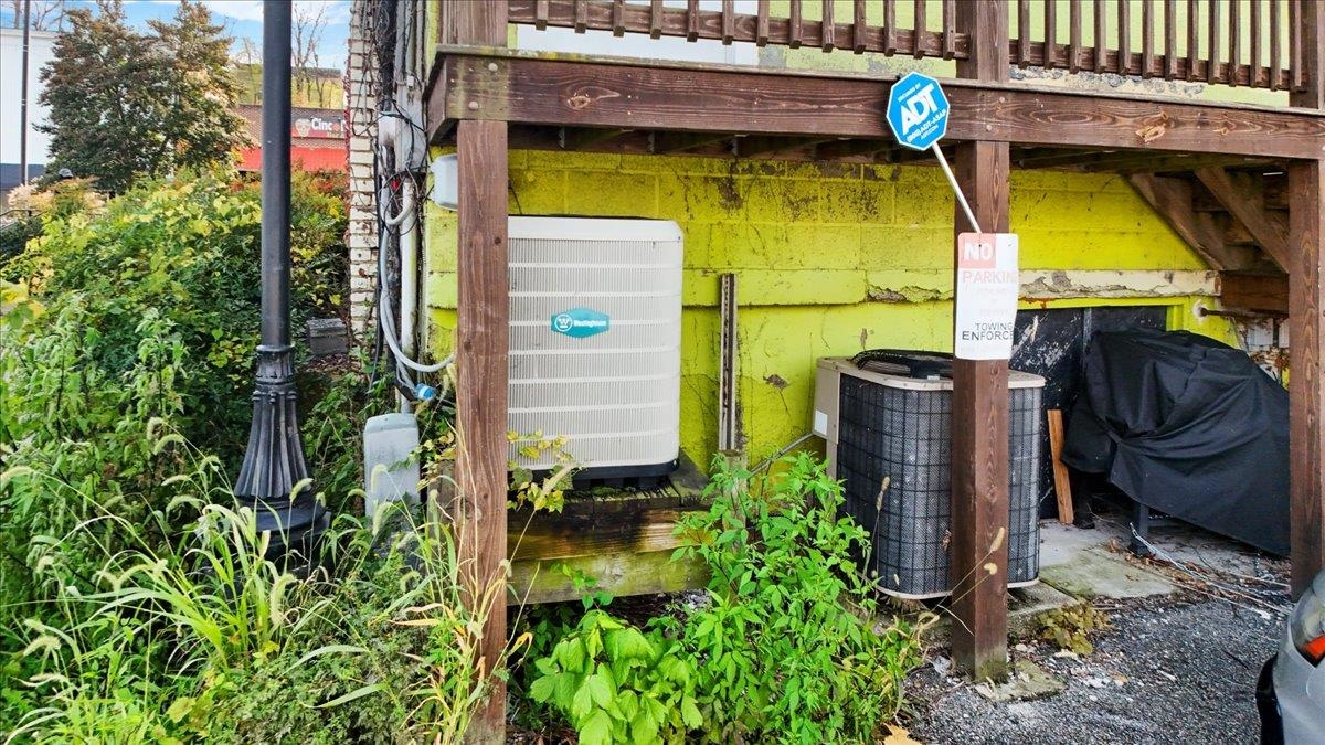 1120 E Main Street Radford VA 24141