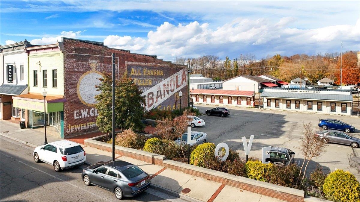 1120 E Main Street Radford VA 24141