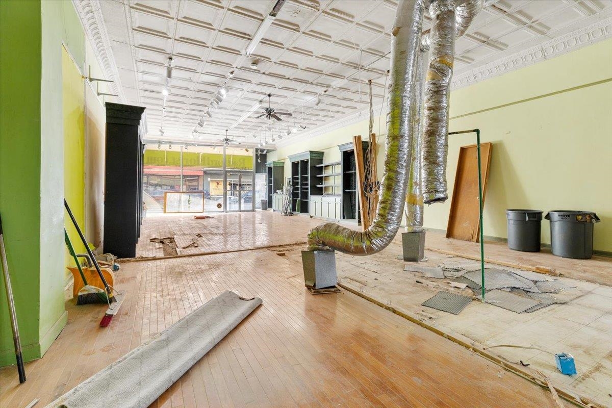 1120 E Main Street Radford VA 24141