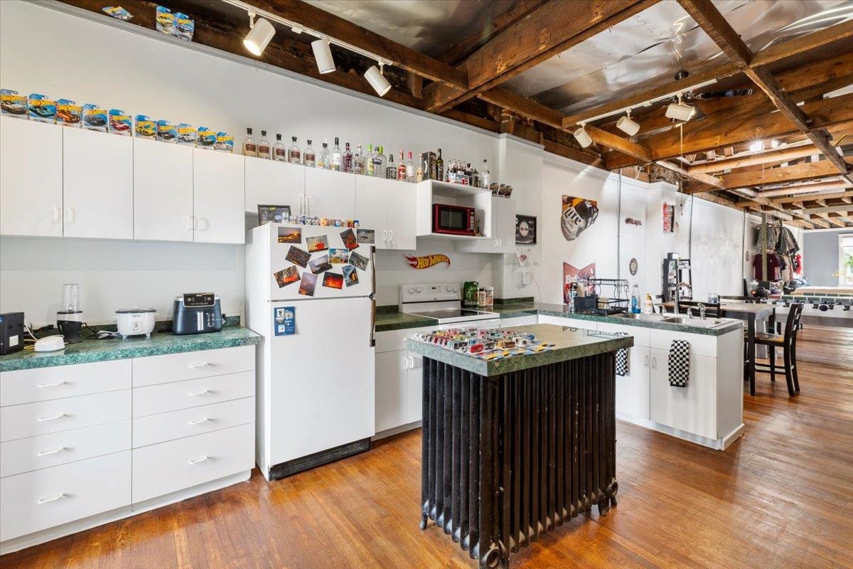 1120 E Main Street Radford VA 24141