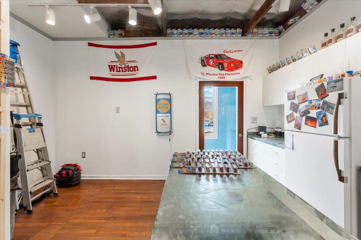 1120 E Main Street Radford VA 24141