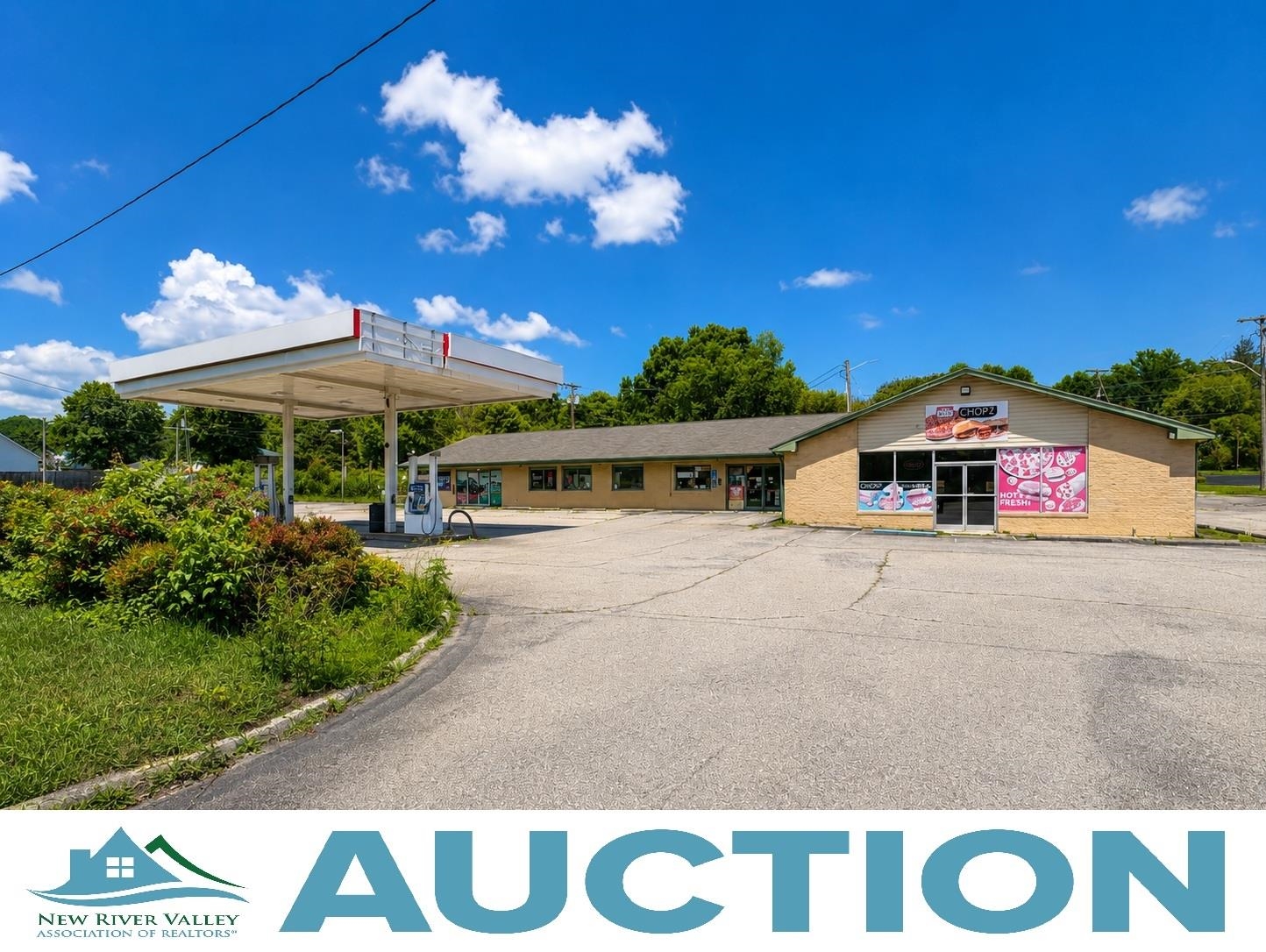 7120 Roanoke Road Shawsville VA 24162