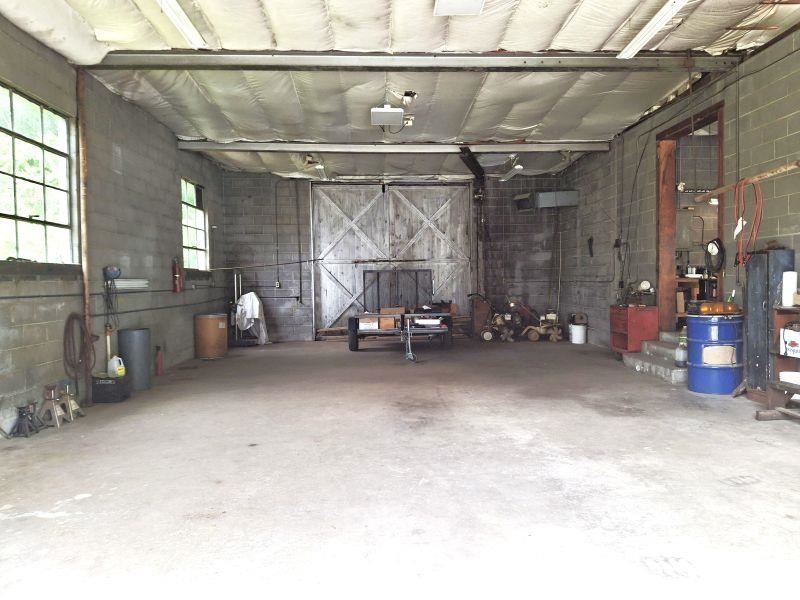 319A Poplar Street Narrows VA 24124