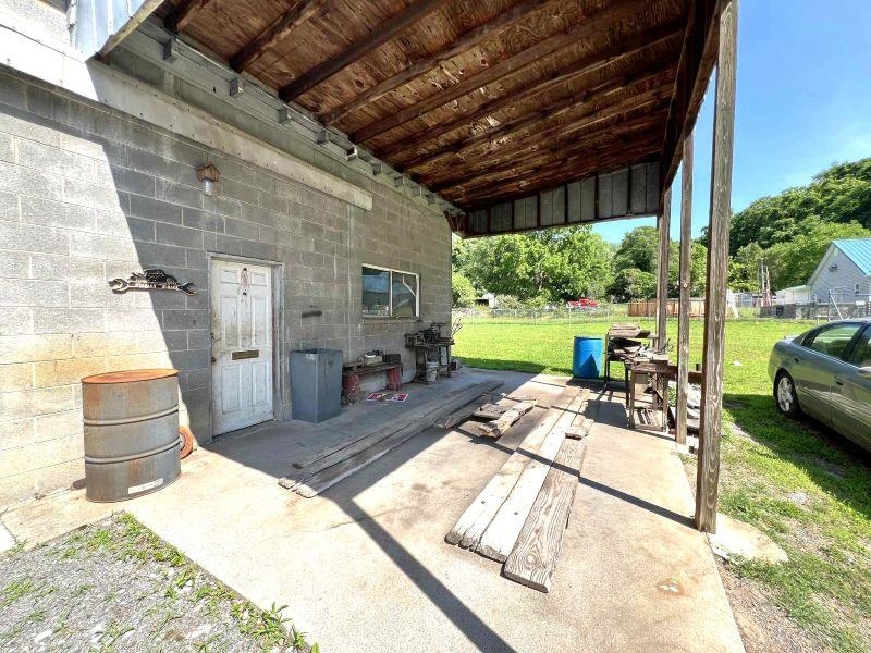 319A Poplar Street Narrows VA 24124