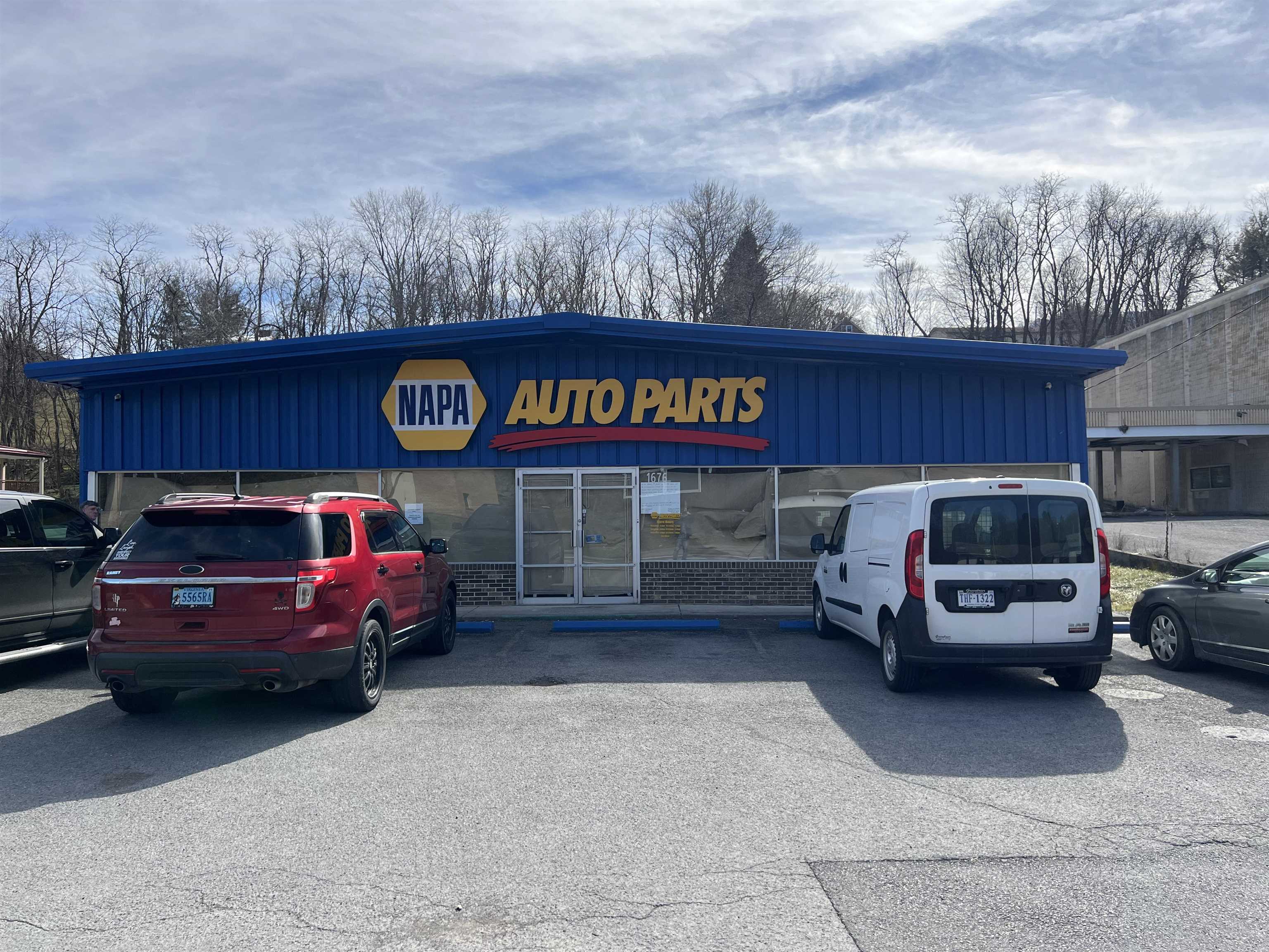 1676 Fincastle Turnpike Tazewell VA 24651