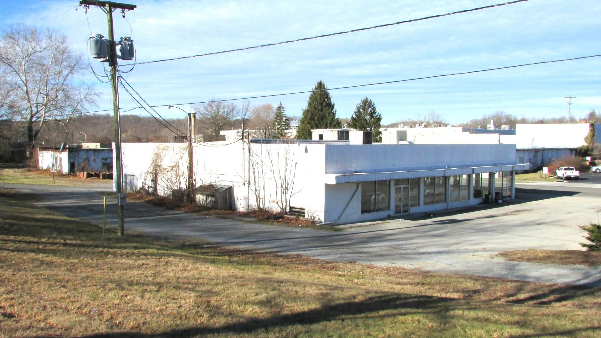 426 West Main Street Radford VA 24141