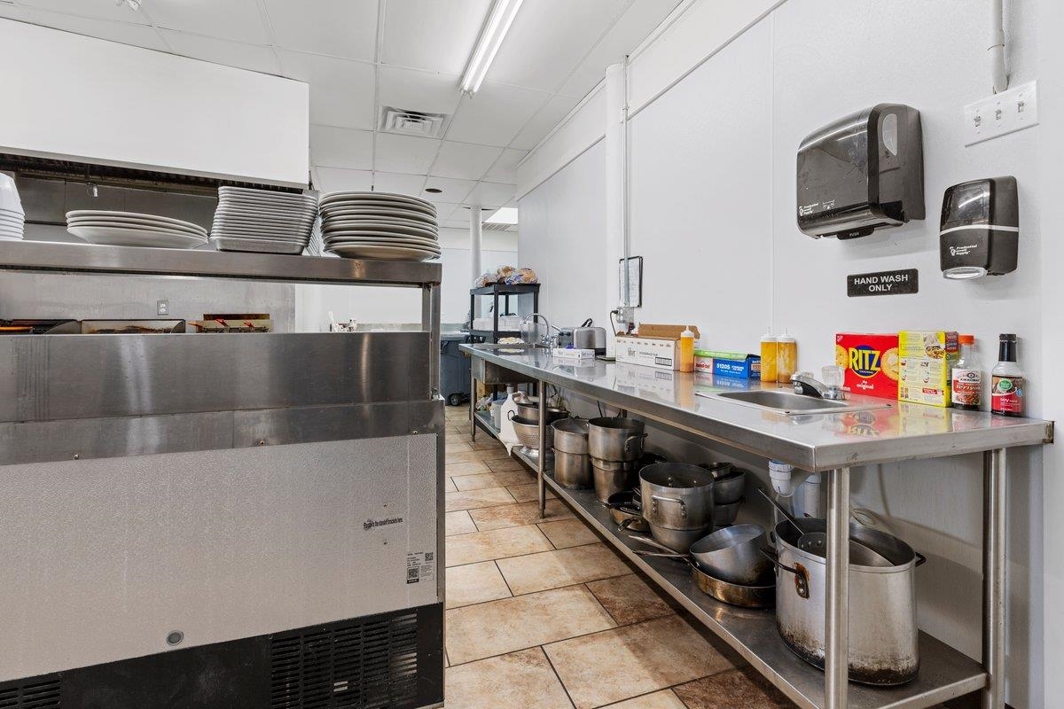 100 Monroe Street Narrows VA 24124