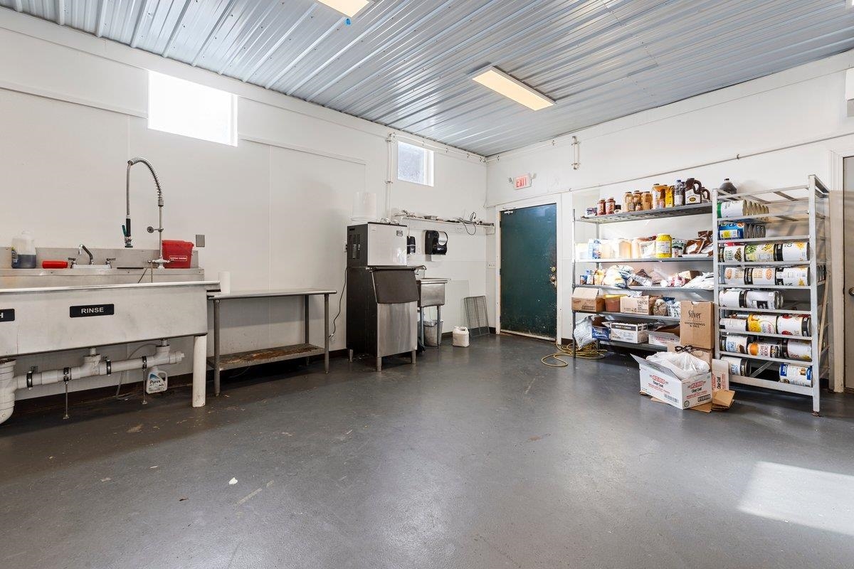 100 Monroe Street Narrows VA 24124