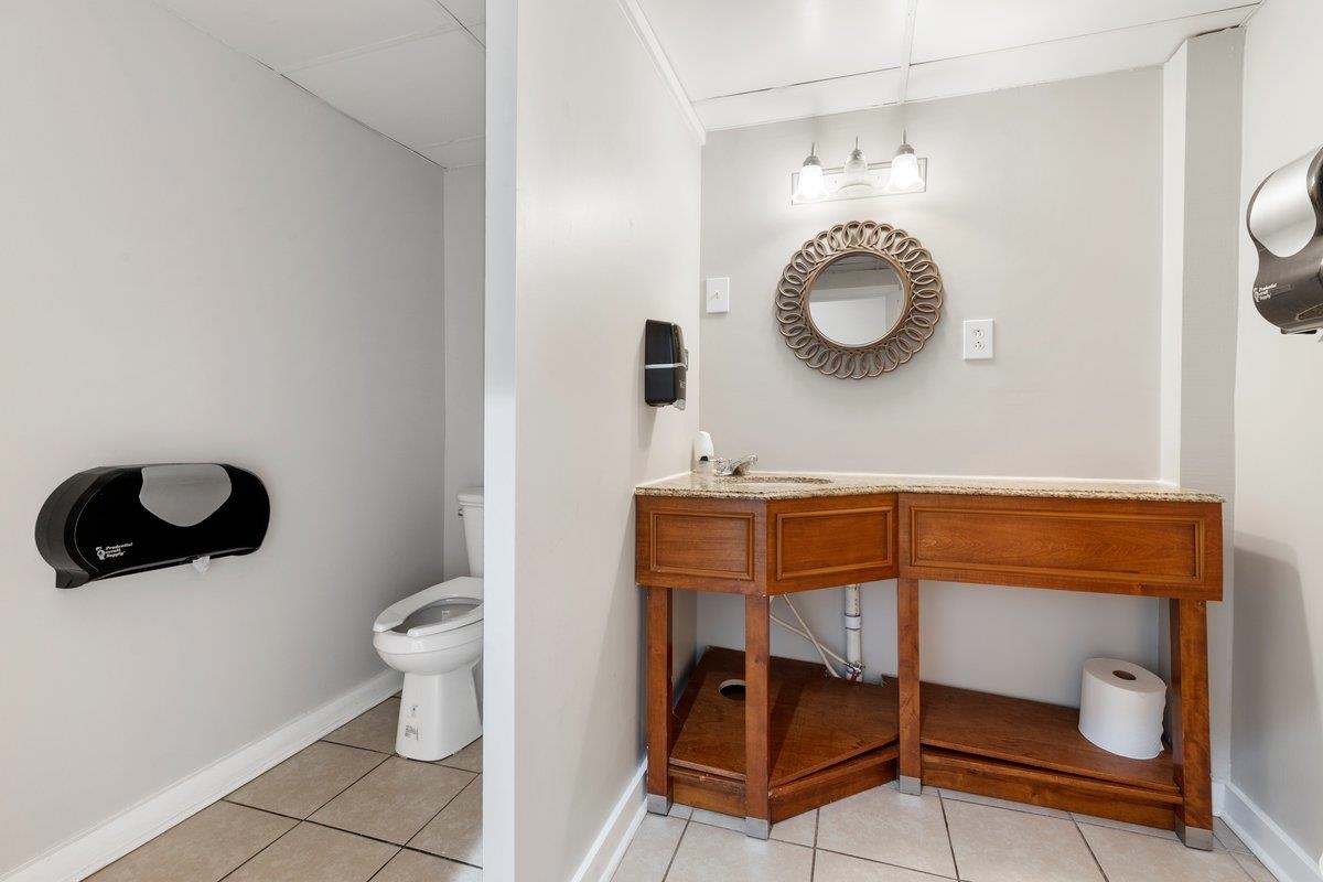 100 Monroe Street Narrows VA 24124