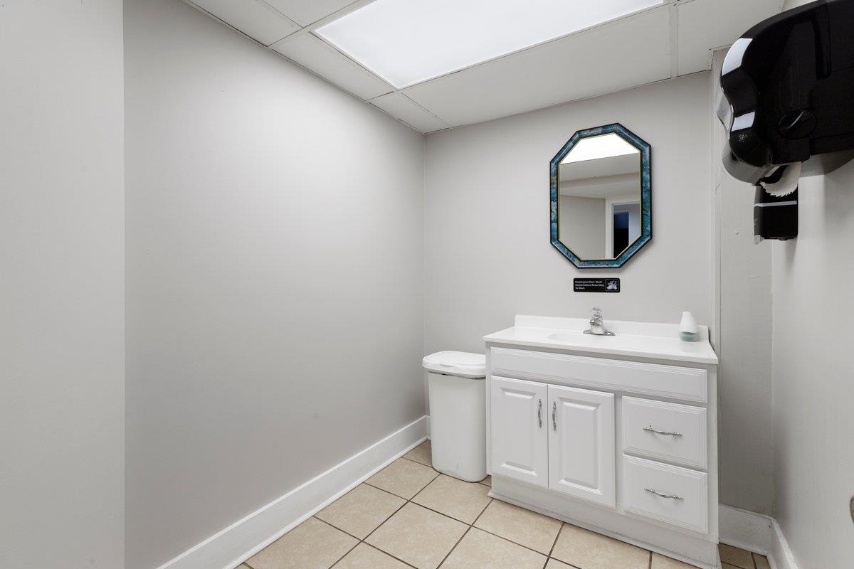 100 Monroe Street Narrows VA 24124