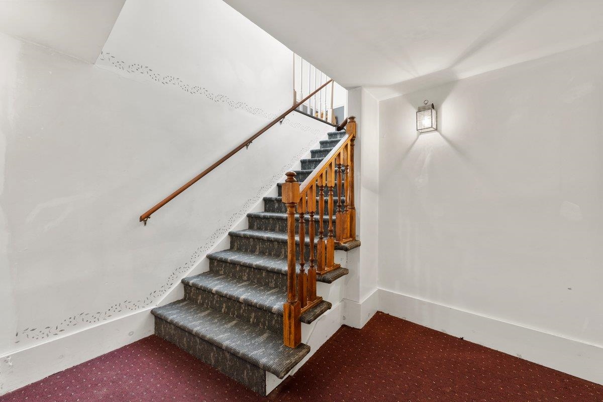 100 Monroe Street Narrows VA 24124