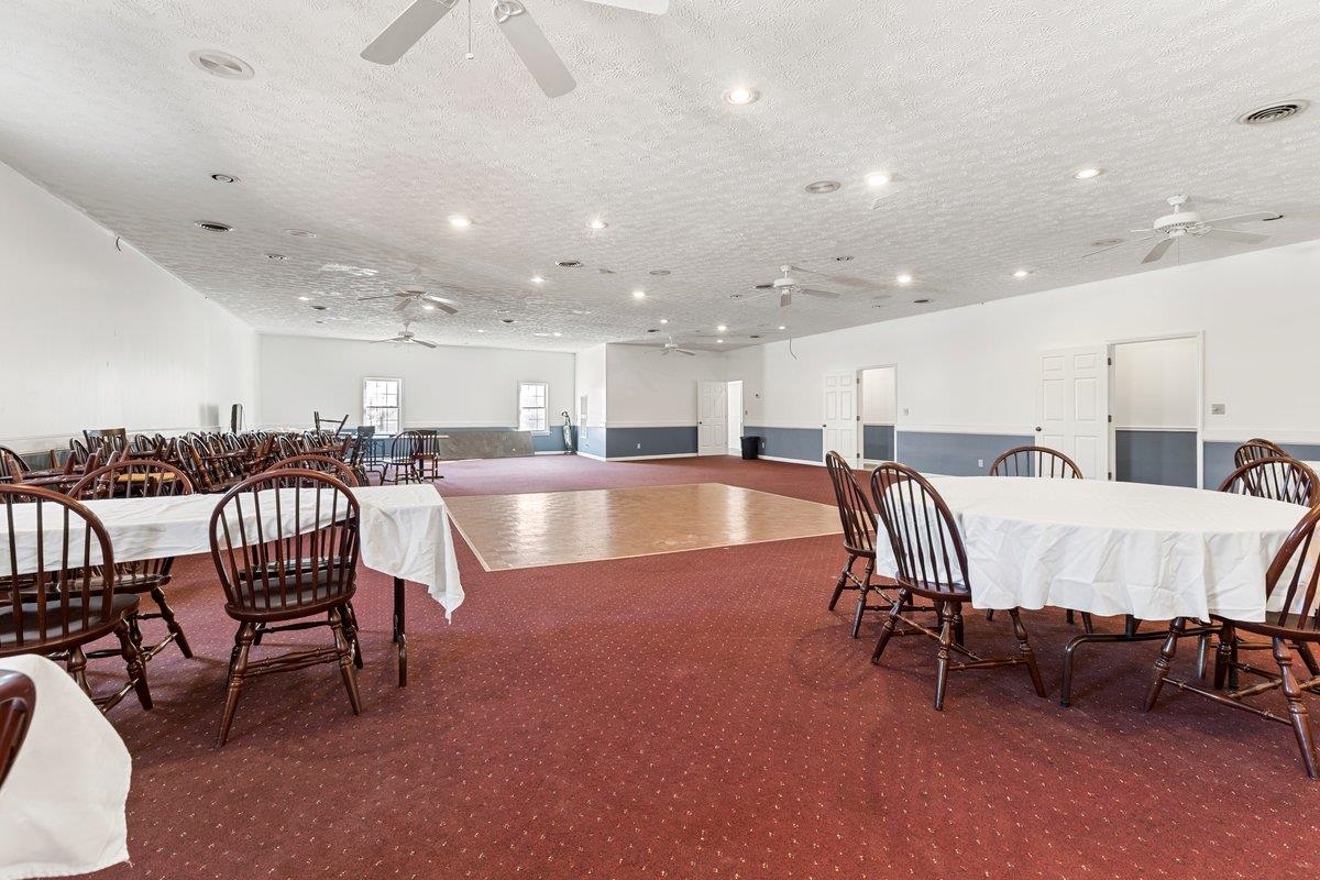 100 Monroe Street Narrows VA 24124