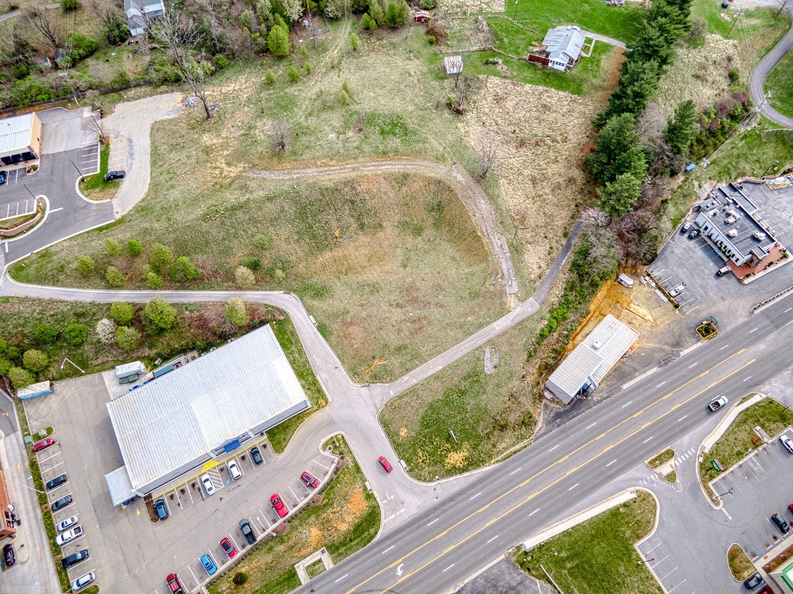 7493 Lee Highway Fairlawn VA 24141