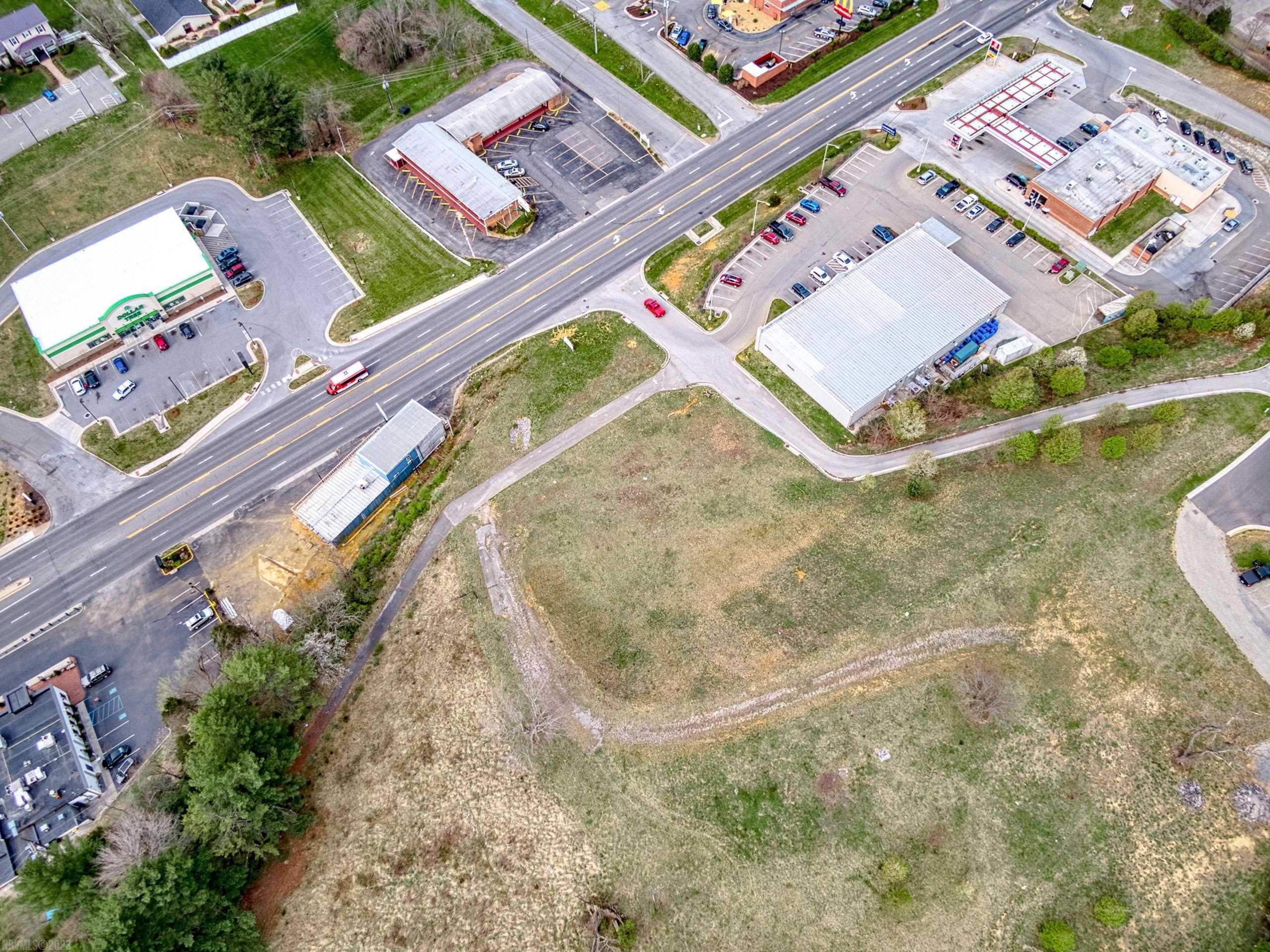 7493 Lee Highway Fairlawn VA 24141